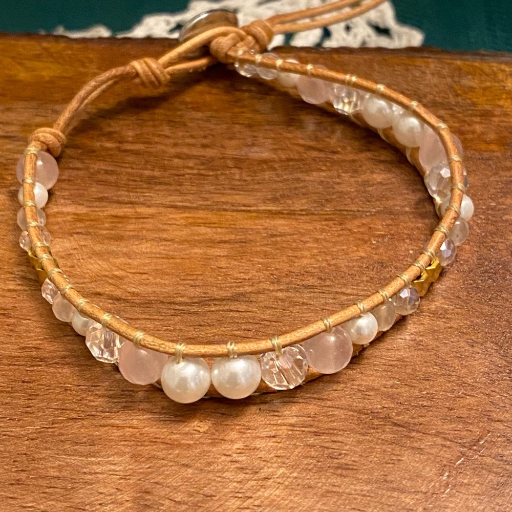 Aqua Pura Faux Pearl and Glass Beaded Bracelet